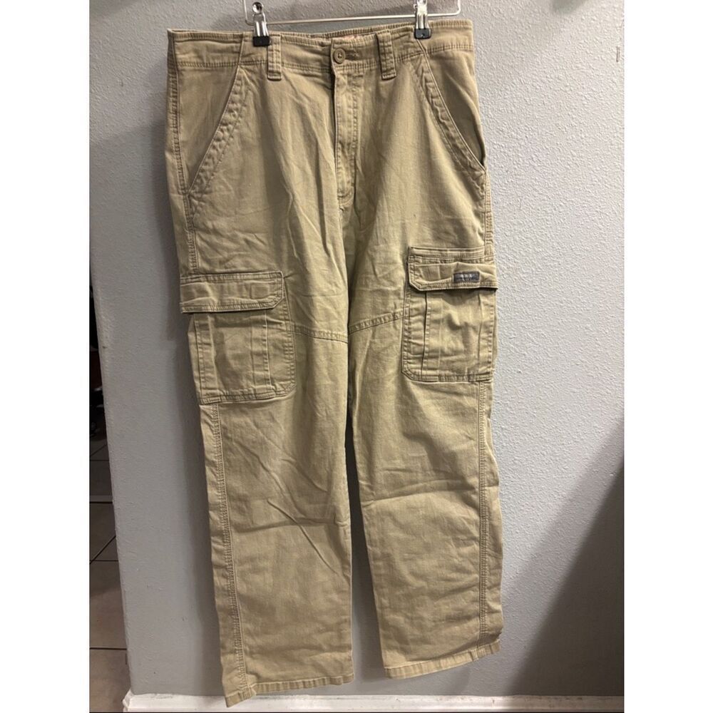 Wrangler Tan Cargo Pants with Multiple Pockets